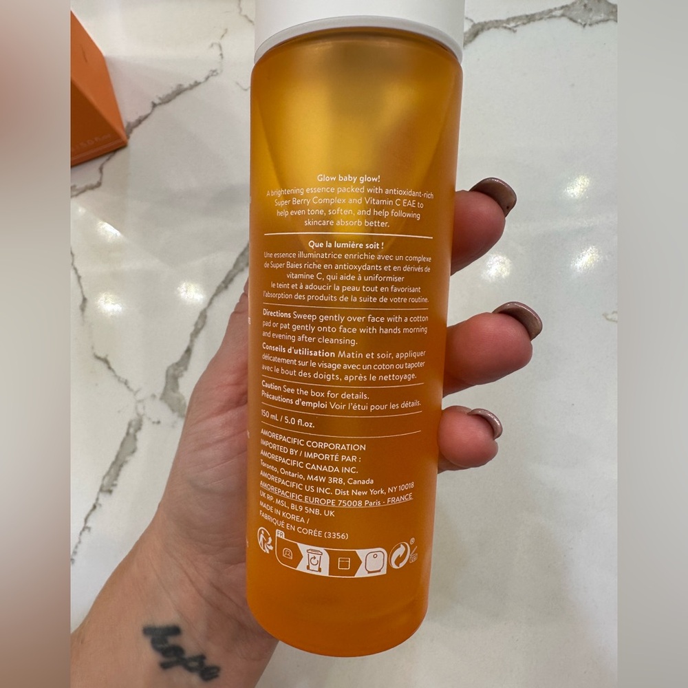 Laneige Radian-C Brightening Treatment Essence Soften, Even Tone 5.0 Fl. Oz - Picture 3 of 5
